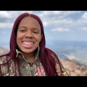 Meet your Posher, Briana